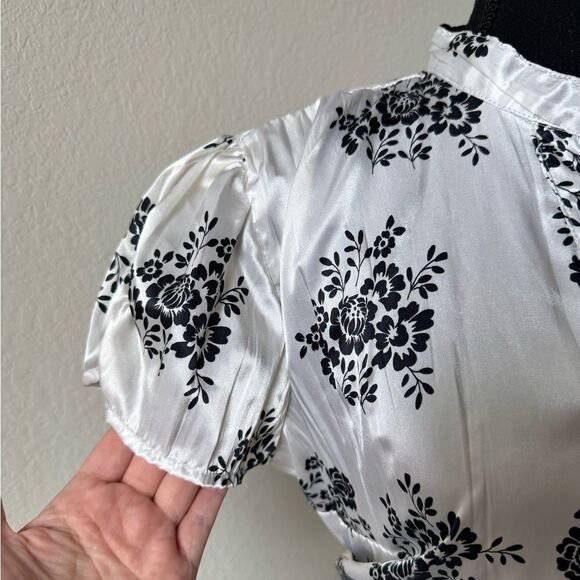 Quizz Again Satin Floral Blouse Y2K Puff Sleeve Tie Waist Romantic Glam Sz S - Picture 3 of 6